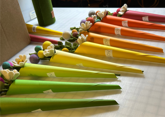 Flower Ball Posie-Löv Flowers