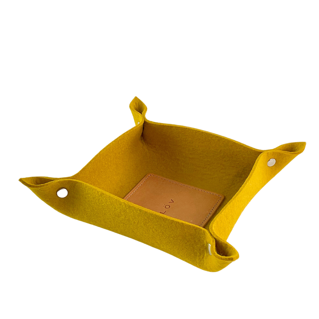 Catch-All Tray-Löv Flowers