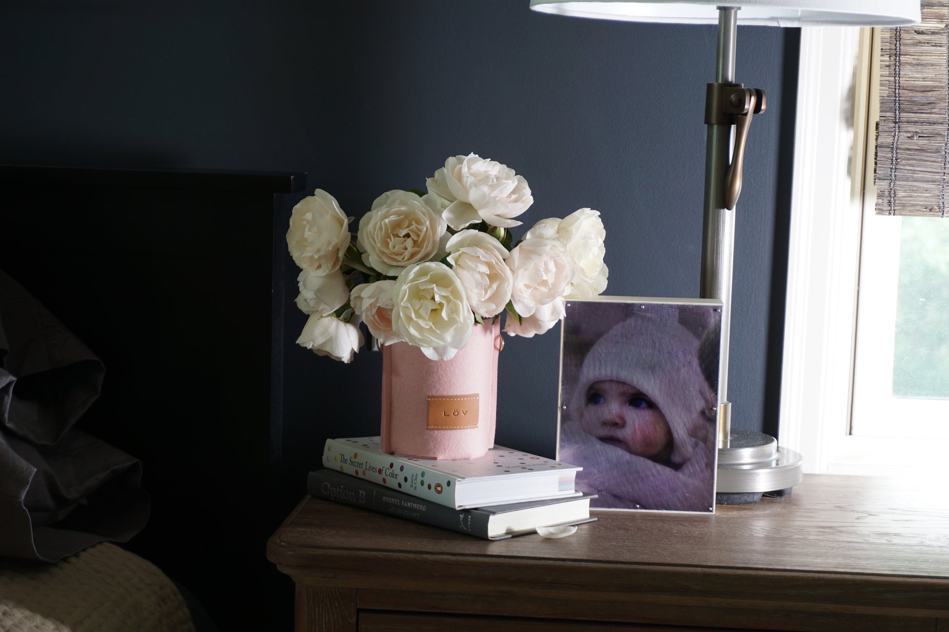 Älska Vase | Pepperberry-Älska Vase-Löv Flowers