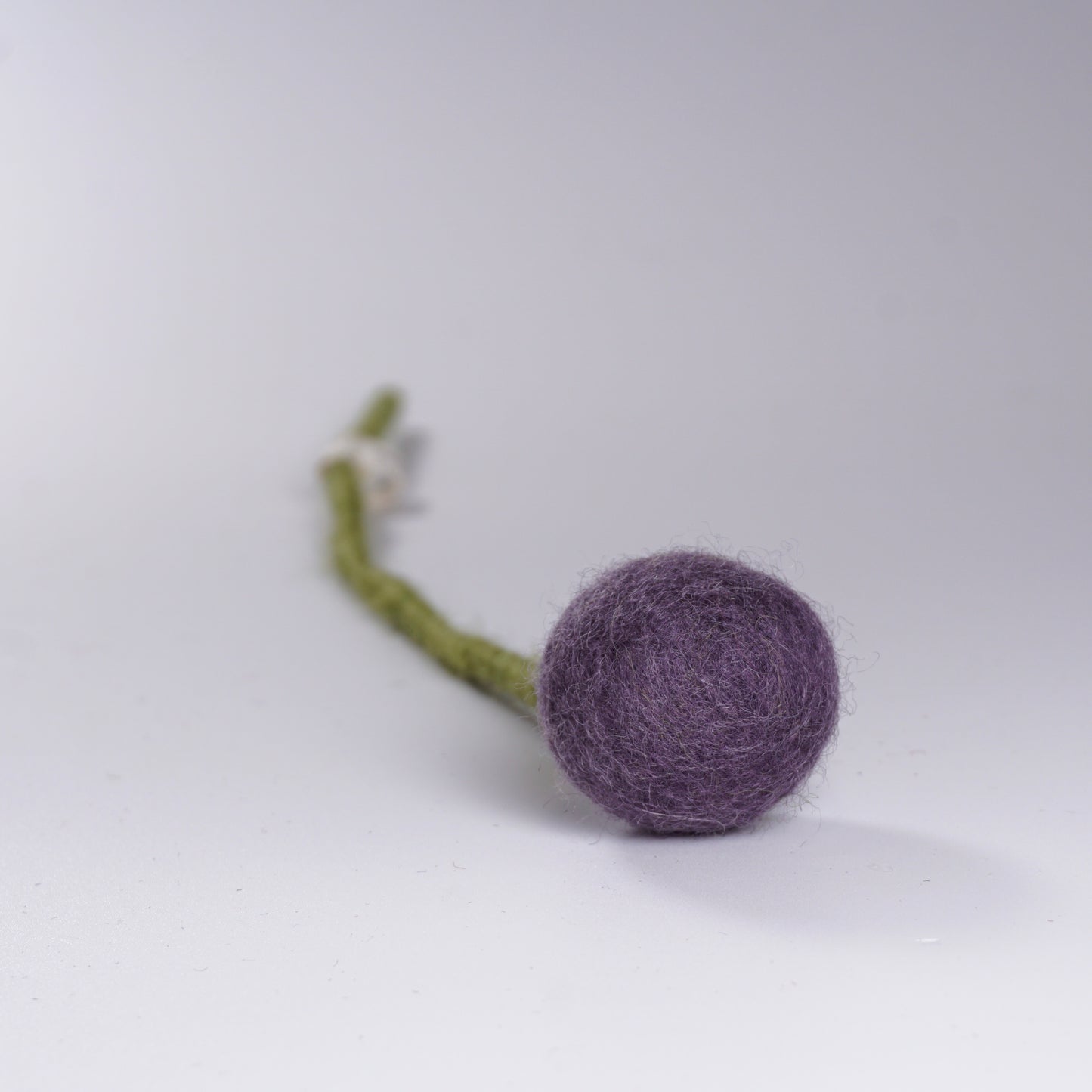 Felt Flower Balls | Purples-Löv Flowers