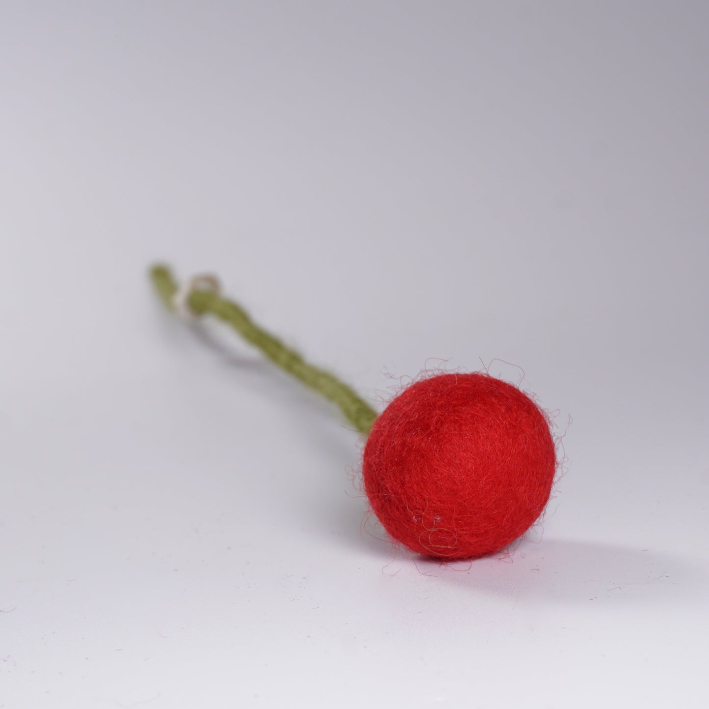 Felt Flower Balls | Reds-Löv Flowers