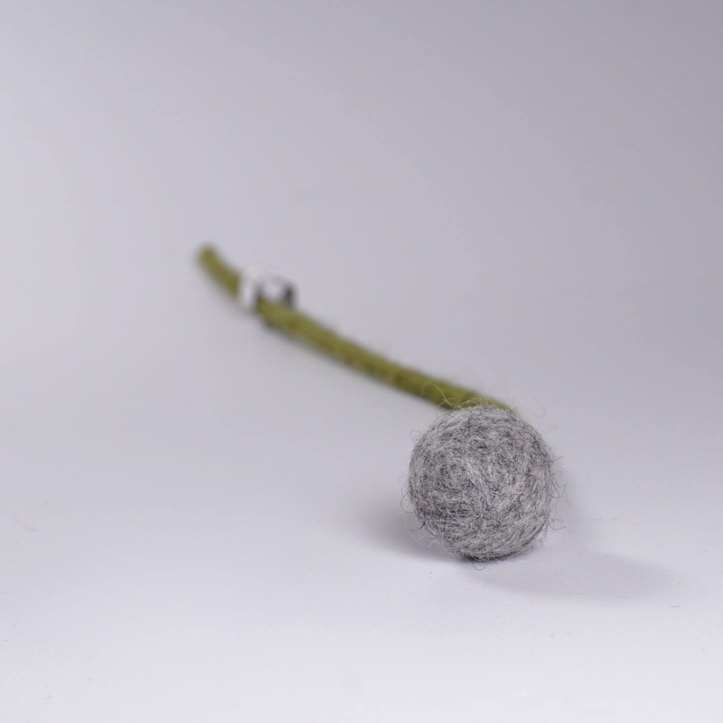 Felt Flower Balls | Neutrals-Löv Flowers