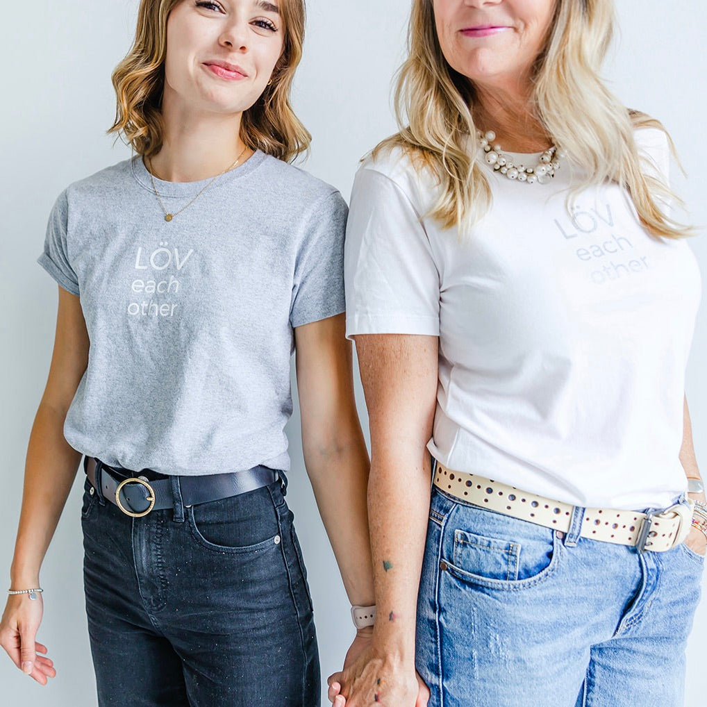 LÖV Tee Shirts-Löv Flowers