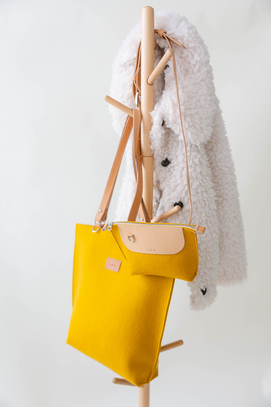 Boya Sling Bag | Honey-Löv Flowers