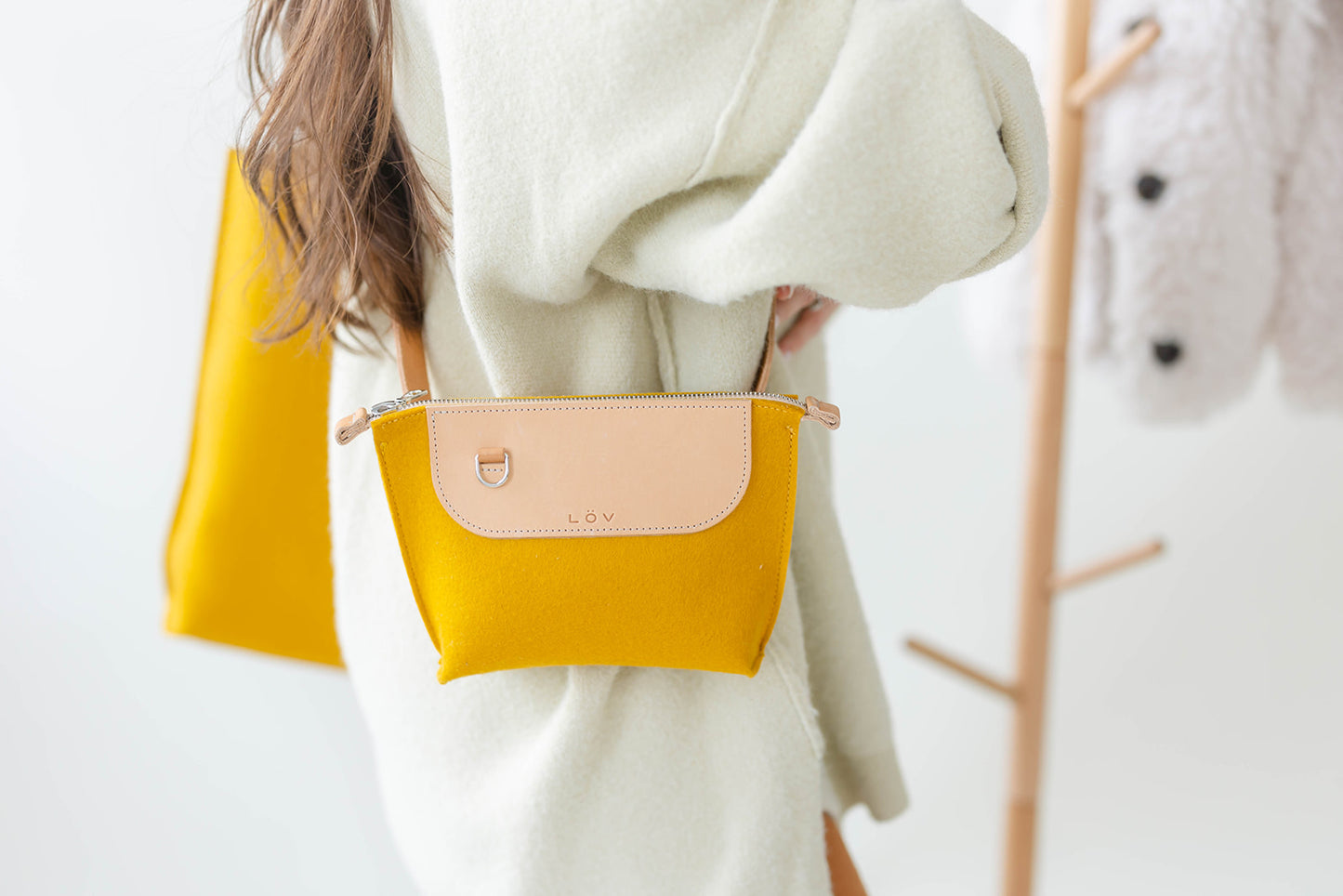 Boya Sling Bag | Honey-Löv Flowers