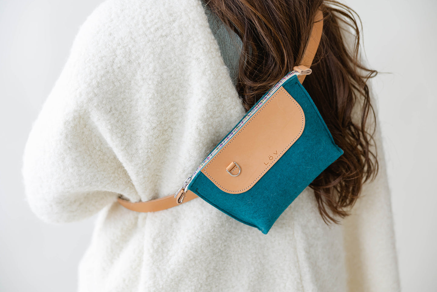 Boya Sling Bag | Lagun-Löv Flowers