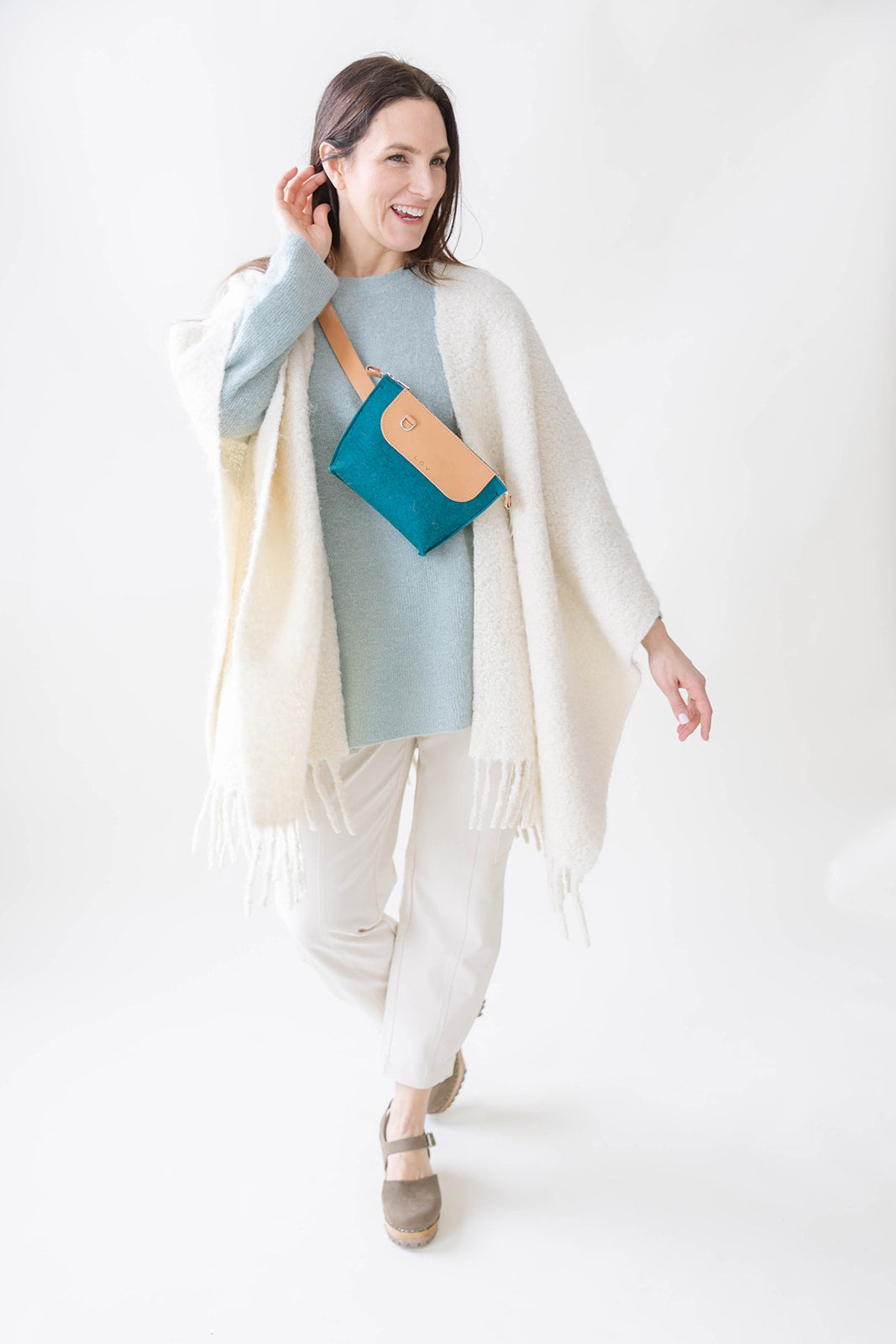 Boya Sling Bag | Lagun-Löv Flowers