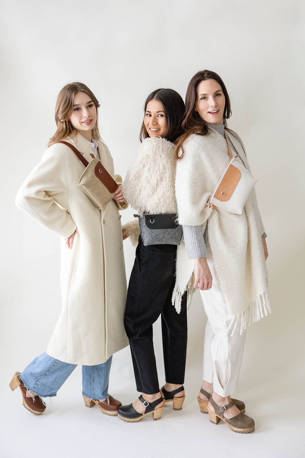 Boya Sling Bag | Slate-Löv Flowers