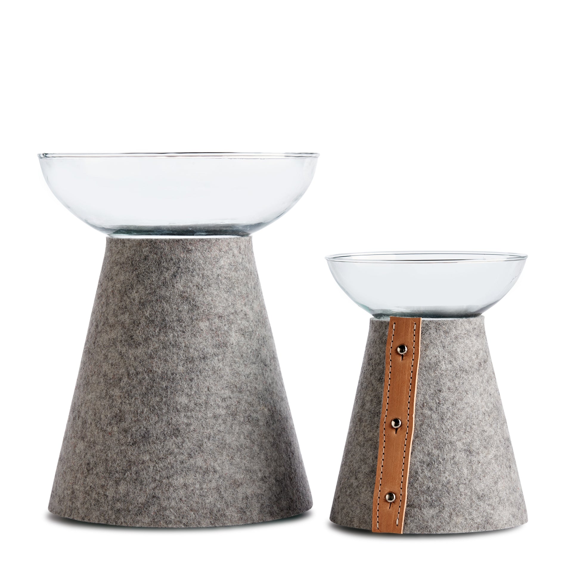 Holmen Vase | Basalt Felt-Löv Flowers