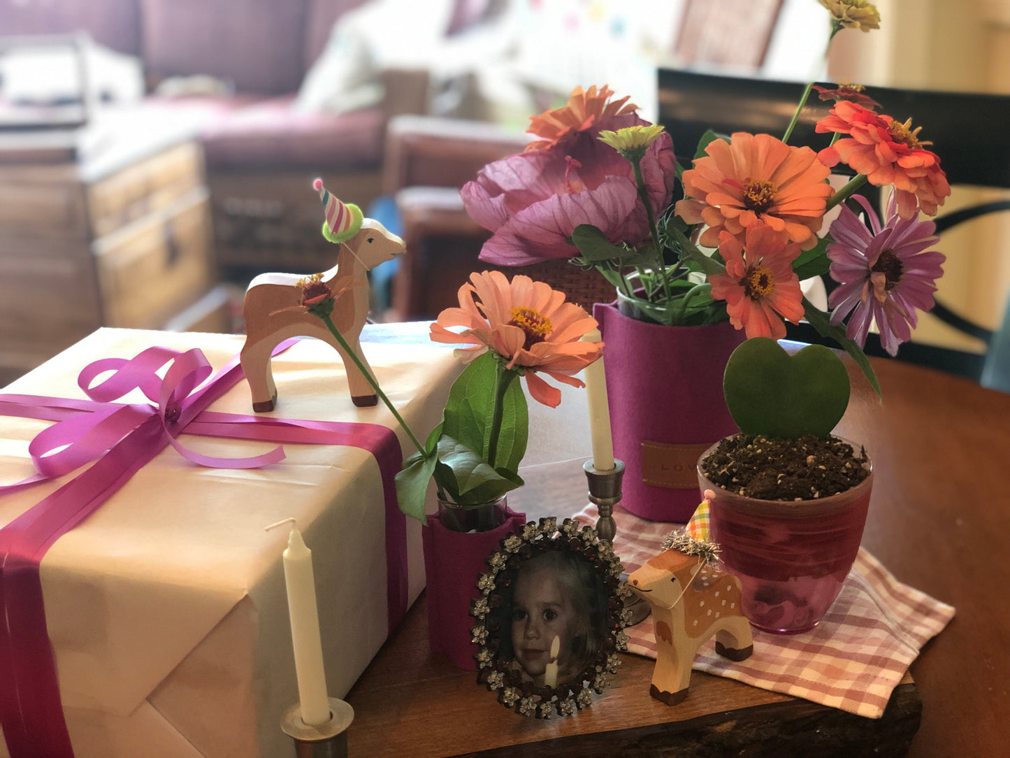 Älska Vase | Fuschia-Älska Vase-Löv Flowers