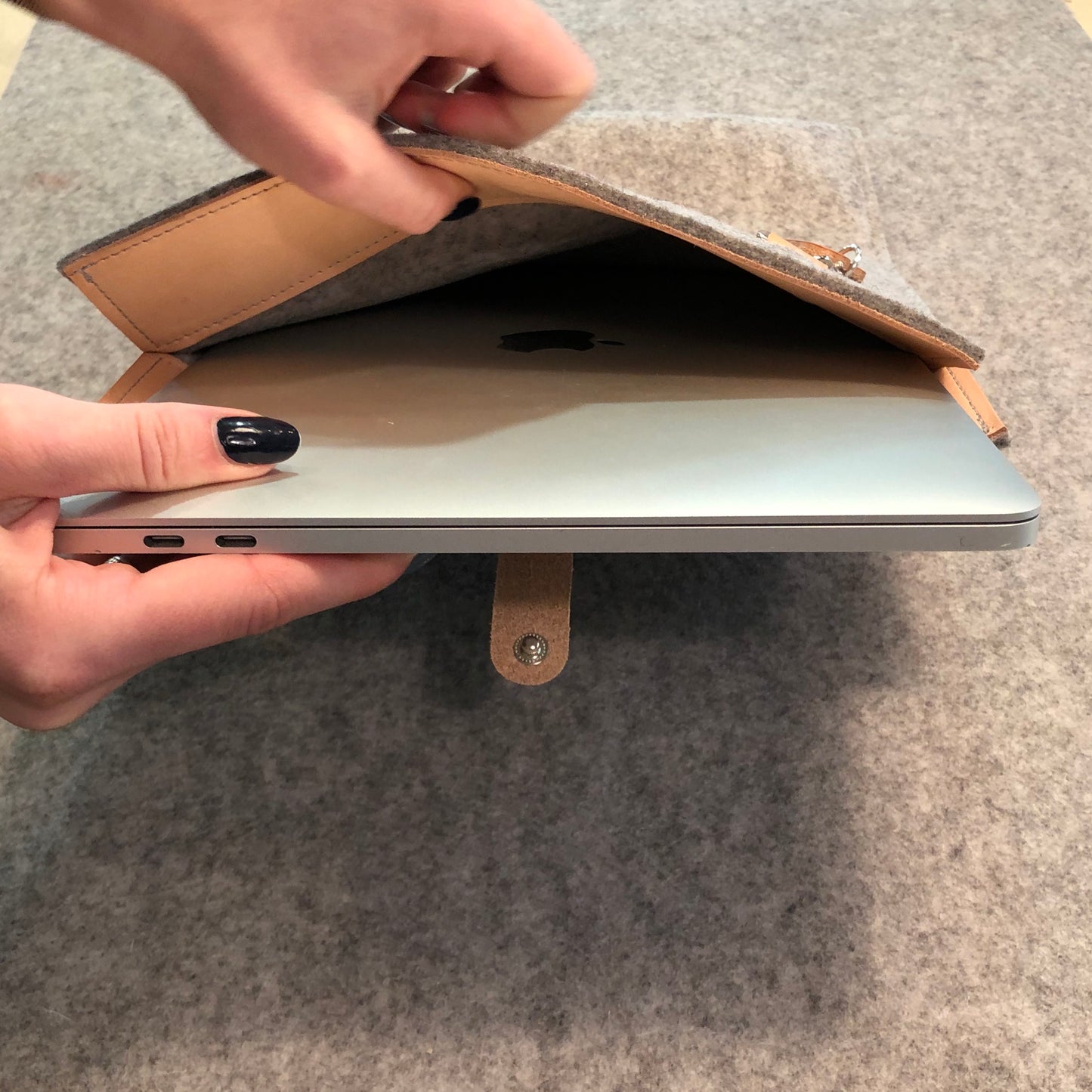 Computer Sleeve-Löv Flowers