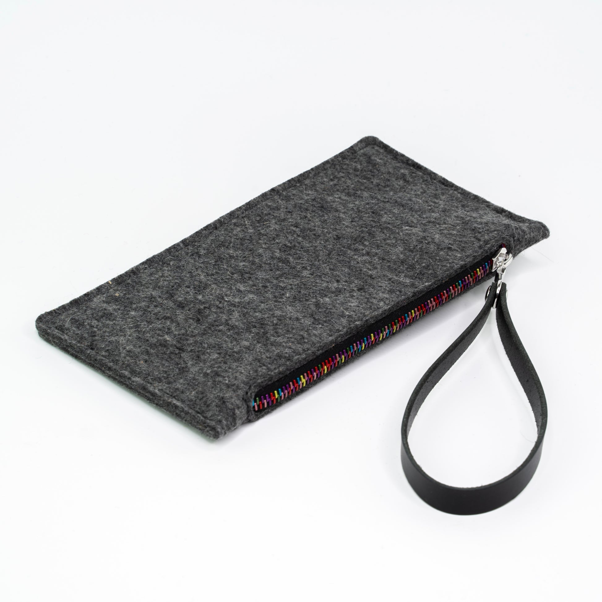 The Liten Wristlet | Slate-Löv Flowers