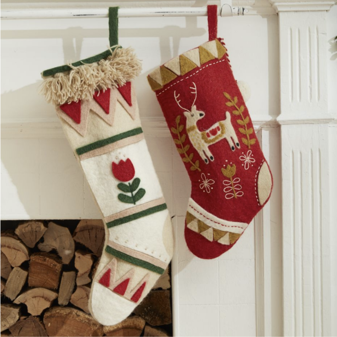 Be Merry Christmas Stockings-Löv Flowers