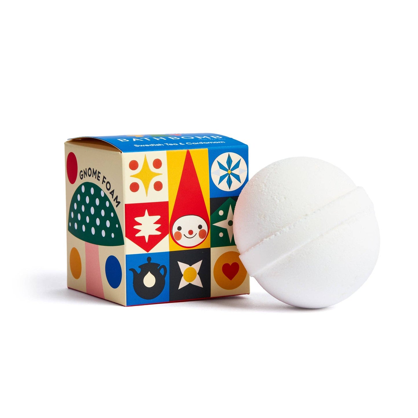 Swedish Dream Gnome Bath Bomb | Swedish Tea & Cardamom-Löv Flowers